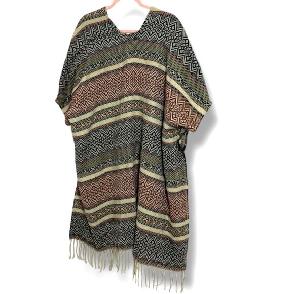 Anthropologie Boho Fringe Kimono Wrap Cardigan Women's One Size NWT Multicolor - Picture 2 of 8